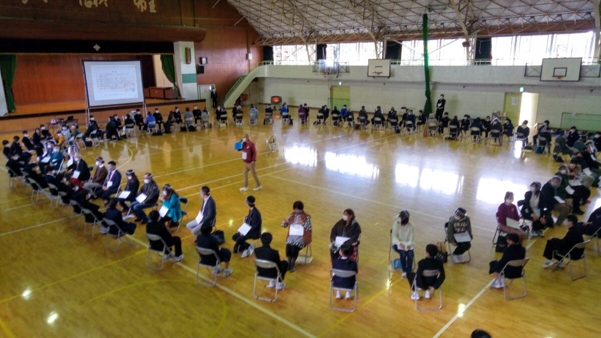 大人との対話によって若者の夢や志の扉を開きたい ~中学・高校キャリアセミナー~