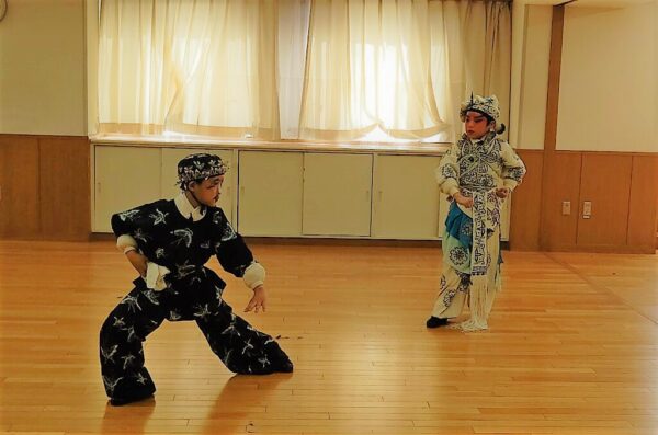 中国伝統芸能「京劇」の日本での振興活動と福祉支援